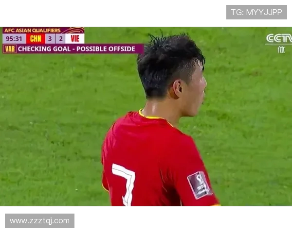 孙兴慜第88分钟被换下显不满球迷期待他继续发光发热